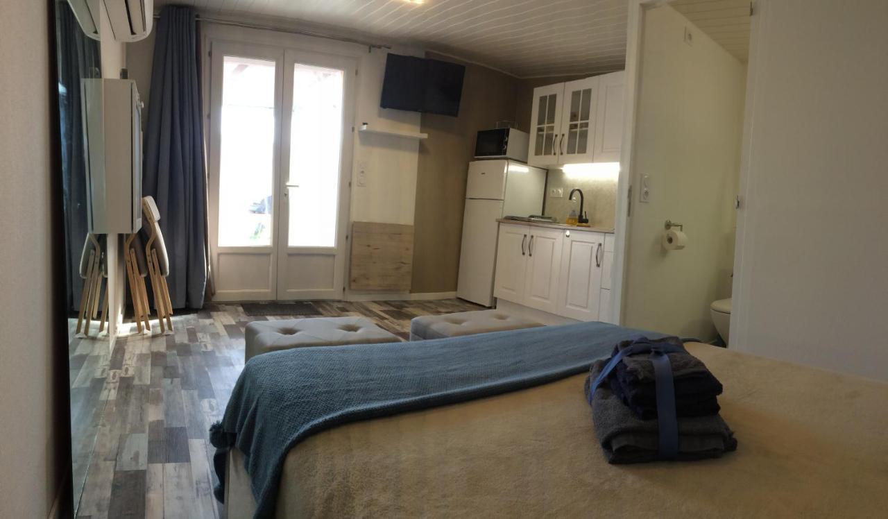 Les Logis D'Argent Studio Independant Parking Entree Autonome Linge De Lit Et Serviettes Wifi Fibre Tv Connectee Mimizan Exterior photo